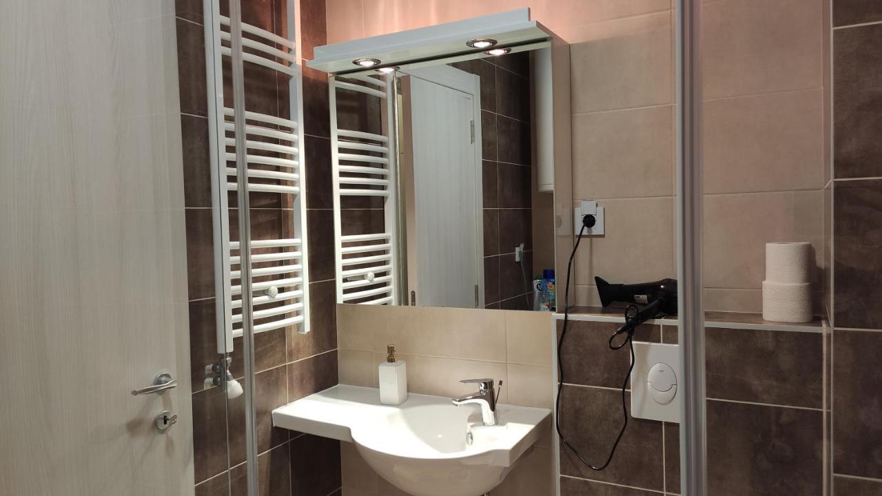 Green Residence ベオグラード エクステリア 写真
